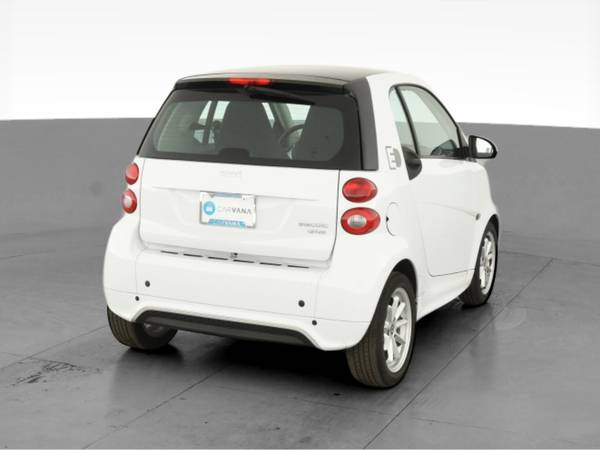 2016 smart fortwo electric drive Hatchback Coupe 2D coupe White - -... for sale in HARRISBURG, PA – photo 10