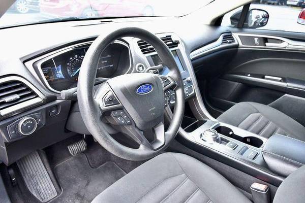 2017 Ford Fusion SE Sedan 4D BUY HERE PAY HERE - - by for sale in Miami, FL – photo 15