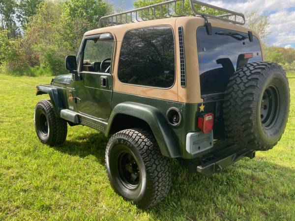 Jeep Wrangler Sahara Edition Clean NO RUST - - by for sale in Ellington, CT – photo 6