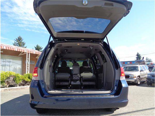 2010 Honda Odyssey EX Minivan 4D FREE CARFAX ON EVERY VEHICLE! for sale in Lynnwood, WA – photo 11