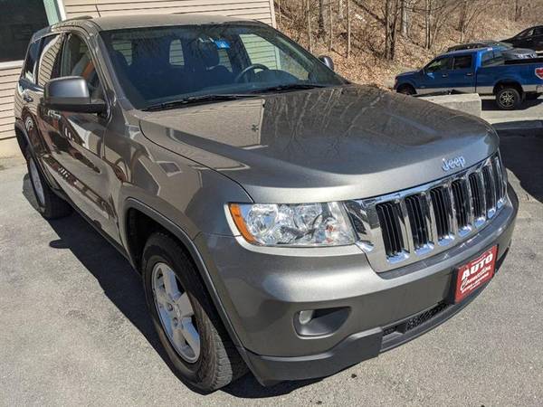 2012 Jeep Grand Cherokee Laredo 4WD - - by dealer for sale in Springfield, VT – photo 13