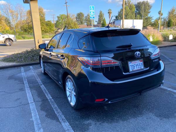 HYBRID LEXUS - ct 200h - cars & trucks - by owner - vehicle... for sale in Canoga Park, CA – photo 4