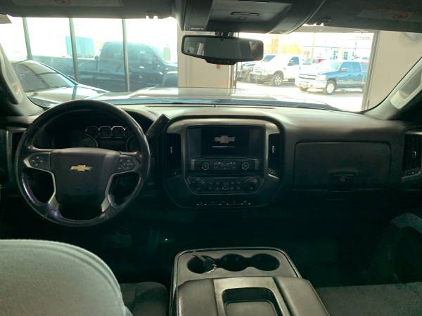 2017 Chevrolet Silverado 2500HD LT - - by dealer for sale in Springfield, IL – photo 14