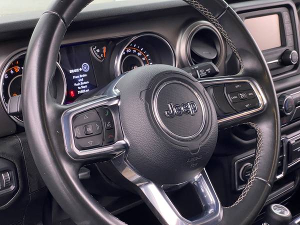 2020 Jeep Gladiator Sport Pickup 4D 5 ft pickup Gray - FINANCE... for sale in irving, TX – photo 24