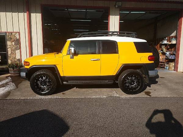 2007 Toyota FJ Cruiser 4WD AT - cars & trucks - by dealer - vehicle... for sale in Cleveland, SC – photo 6