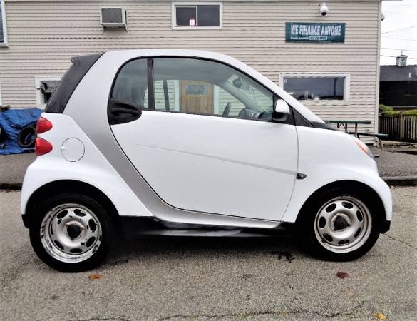 2013 Smart Passion fortwo Hatchback Leather All Power Clean - cars & for sale in Hampton Falls, MA – photo 3
