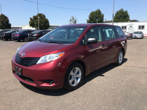 2011 TOYOTA SIENNA RUNS GREAT - cars & trucks - by dealer - vehicle... for sale in Eugene, OR – photo 2