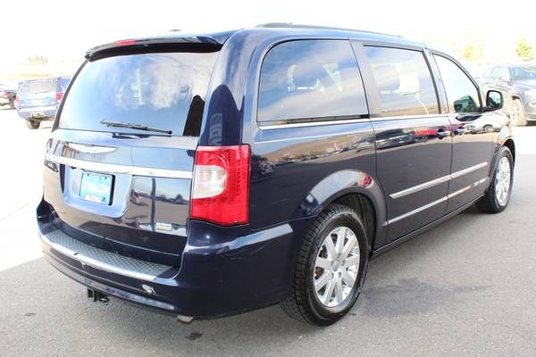 2014 Chrysler Town & Country Van Town & Country Chrysler for sale in Missoula, MT – photo 6