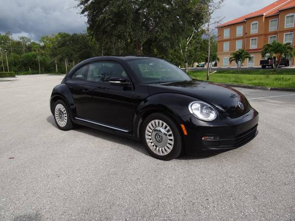 2013 VOLKSWAGEN BEETLE 2.5 COUPE 5 SP MANUAL GREAT SHAPE CLEAR FL... for sale in Fort Myers, FL – photo 8