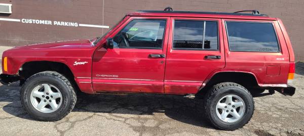 1998 Jeep Cherokee 4wd - - by dealer - vehicle for sale in Lansing, MI – photo 5