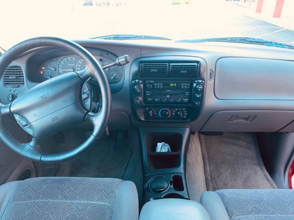 63k mile Ford Explorer for sale in Dearing, IL – photo 13