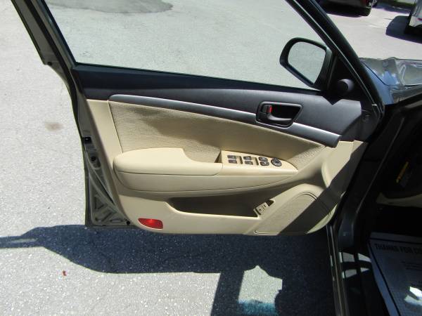 2009 Hyundai Sonata GLS - - by dealer - vehicle for sale in Hernando, FL – photo 10