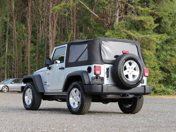 TAKE A L👀K AT THIS BONESTOCK 2010 JEEP WRANGLER SPORT 4X4 2D SOFT TOP for sale in Kernersville, WV – photo 5