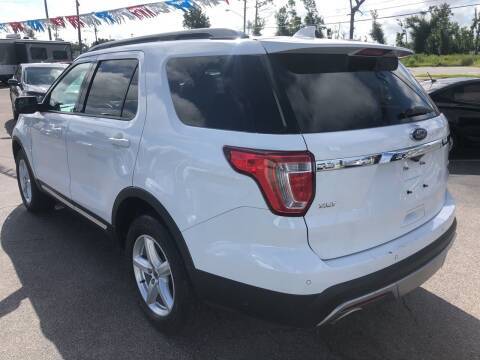 2017 Ford Explorer XLT AWD -$19,900-Outdoor Recreation World, Inc -... for sale in Panama City, FL – photo 4