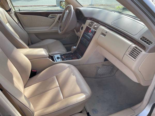 2000 Mercedes E 320SW - - by dealer - vehicle for sale in Vancouver, OR – photo 7