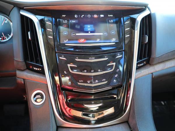 2017 Cadillac Escalade Premium Luxury 6.2L V8 *4x4* SUV ALL FRESH... for sale in Spokane, WA – photo 12