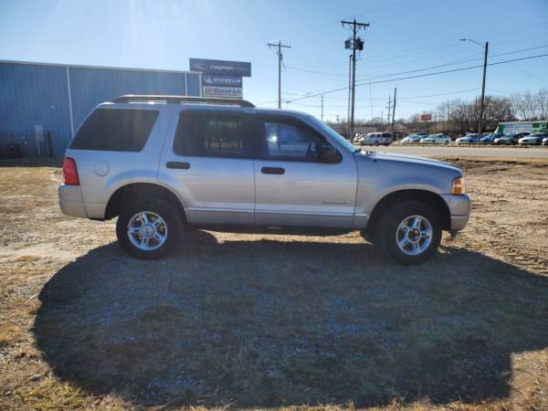 2005 Ford Explorer - cars & trucks - by dealer - vehicle automotive... for sale in Wichita, KS – photo 4