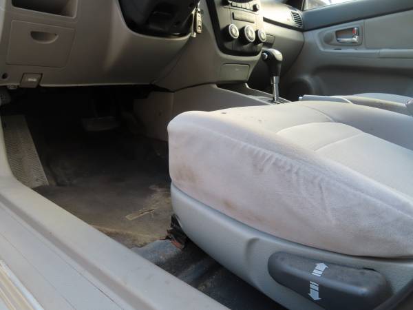 2008 Kia Spectra EX - 32 MPG/hwy, AUX input, 1 OWNER, heated mirrors... for sale in Farmington, MN – photo 12