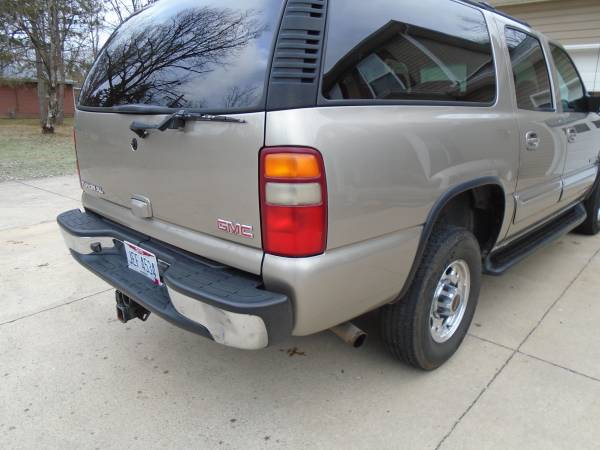 2003 gmc yukon xl----3/4 ton-4 wheel dr - cars & trucks - by owner -... for sale in South Lebanon, OH – photo 6