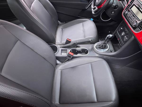 2012 VW Volkswagen Beetle 2.5L Hatchback 2D hatchback Red - FINANCE... for sale in Lewisville, TX – photo 18