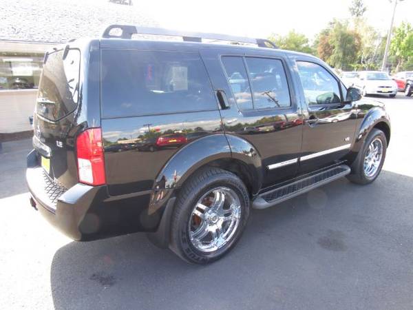 08 Nissan Pathfinder LE *4WD* V8! BLACK LEATHER! 3RD ROW! Weekend sale for sale in Portland, OR – photo 6