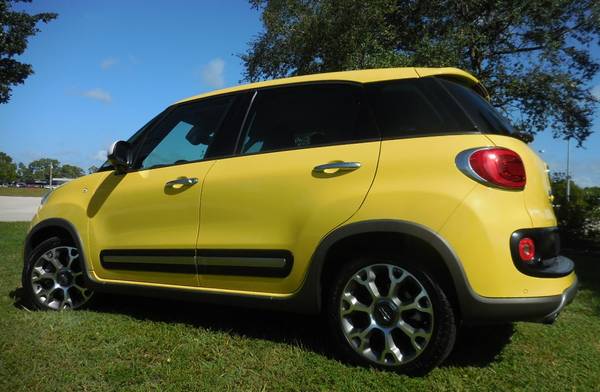 2014 Fiat 500L YellowTrekking 36k Miles FLA 1 OWNER!NONE NICER!! for sale in Fort Myers, FL – photo 4