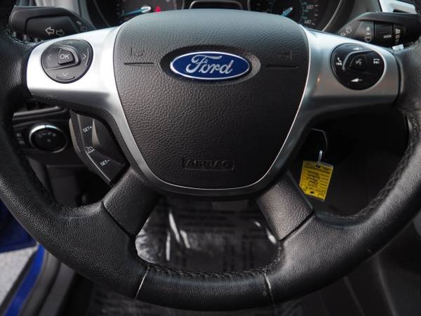 2014 Ford Focus SE - cars & trucks - by dealer - vehicle automotive... for sale in Middletown, OH – photo 16