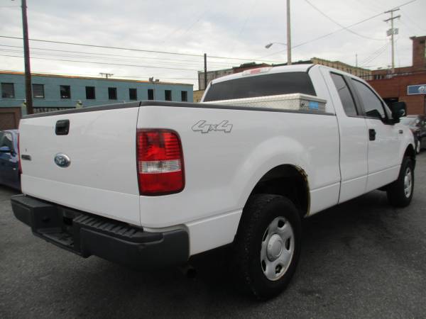 2007 Ford F-150 XL suppercab **Hot Deal/Cold AC & Clean Title** for sale in Roanoke, VA – photo 4