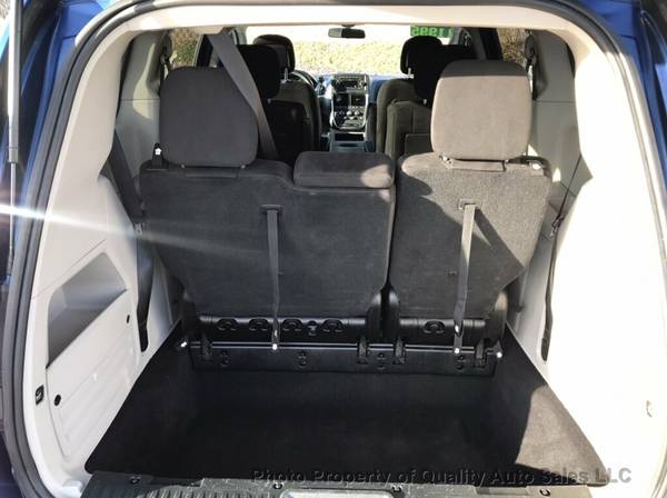 2011 Dodge Grand Caravan*Stow'n Go Seating*Third Row* for sale in Anchorage, AK – photo 15