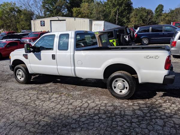 2008 Ford Super Duty F-250 SRW 4WD SuperCab 8 Ft Box XL - cars & for sale in Darlington, PA – photo 4