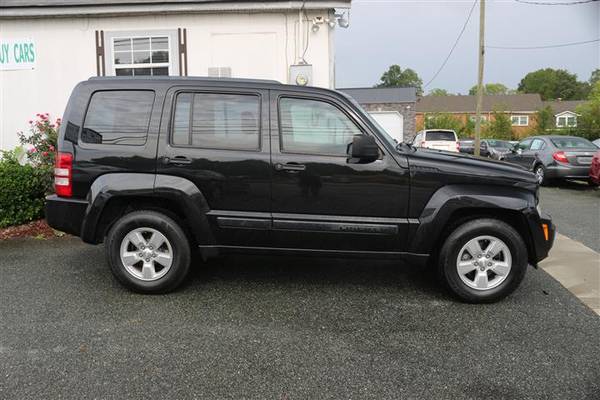 2012 JEEP LIBERTY SPORT, 0 ACCIDENTS, DRIVES GREAT, CRUISE, CLEAN -... for sale in Graham, NC – photo 4