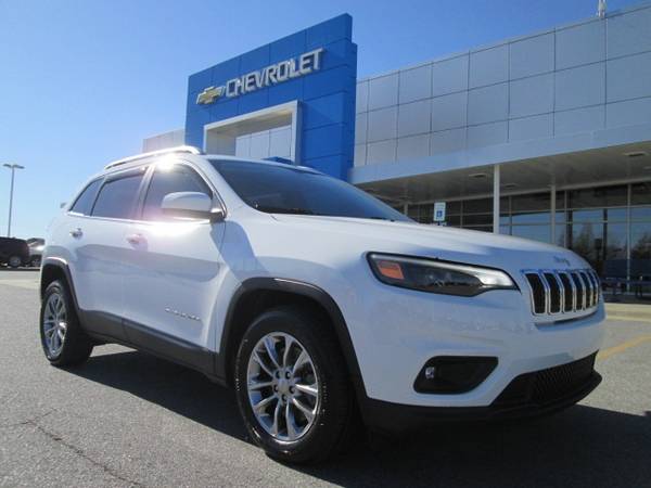 2019 Jeep Cherokee Latitude Plus suv Bright White Clearcoat - cars &... for sale in Bentonville, AR – photo 2