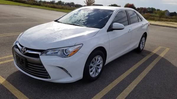 2015 Toyota Camry LE for sale in Bartlett, IL