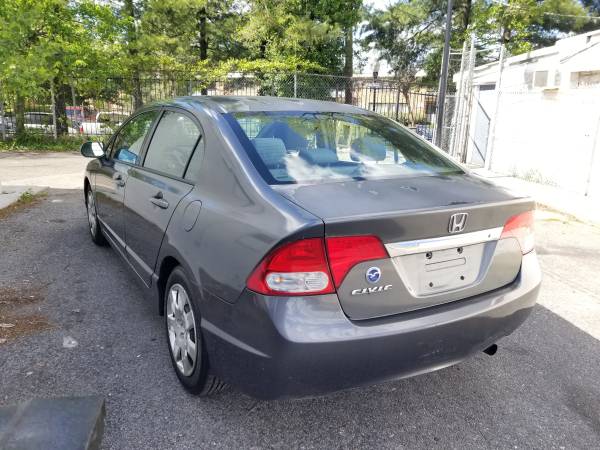 2010 Honda Civic LX Automatic for sale in Hyattsville, District Of Columbia – photo 5
