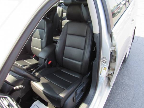 2011 Volkswagen Jetta Wagon TDI for sale in Grayslake, IL – photo 14