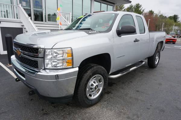 2013 Chevrolet Chevy Silverado 2500HD Work Truck 4x4 4dr Extended for sale in Plaistow, ME – photo 2