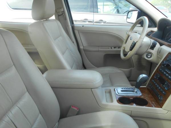 2007 Ford Five Hundred Only 83K Very Good Car! New car trade! Call Mo for sale in Lafayette, IN – photo 7