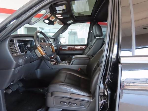 2014 Lincoln NAVIGATOR - cars & trucks - by dealer - vehicle... for sale in Oxnard, CA – photo 13