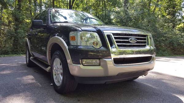 2007 Ford Explorer Eddie Bauer(ONLY 128K MILES) for sale in Warsaw, IN – photo 12