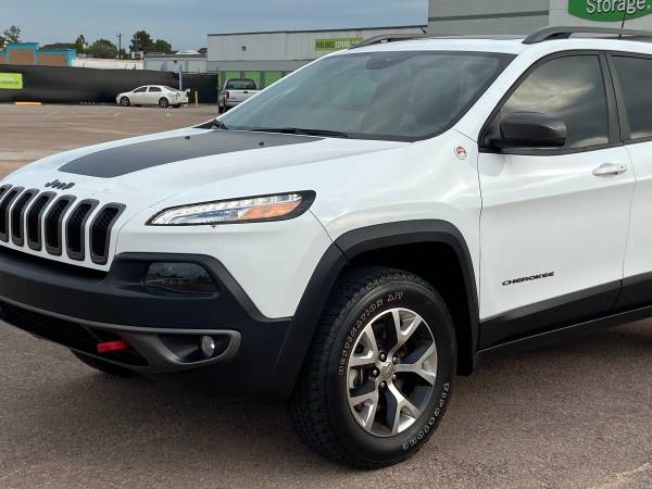 2017 JEEP CHEROKEE TRAILHAWK 4x4 CHEAP NICE - cars & trucks - by... for sale in South Houston, TX – photo 3
