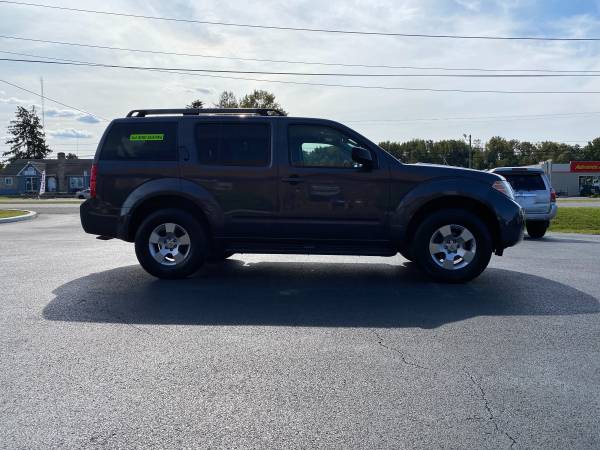 2012 Nissan Pathfinder LE - $990 DOWN - 4X4 / 3RD ROW / EXTRA CLEAN... for sale in Cheswold, DE – photo 4