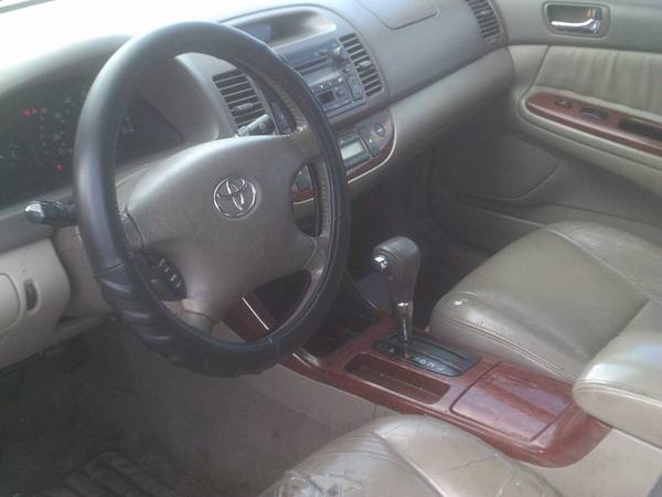 2004 Toyota Camry XLE - cars & trucks - by dealer - vehicle... for sale in Fort Collins, CO – photo 9