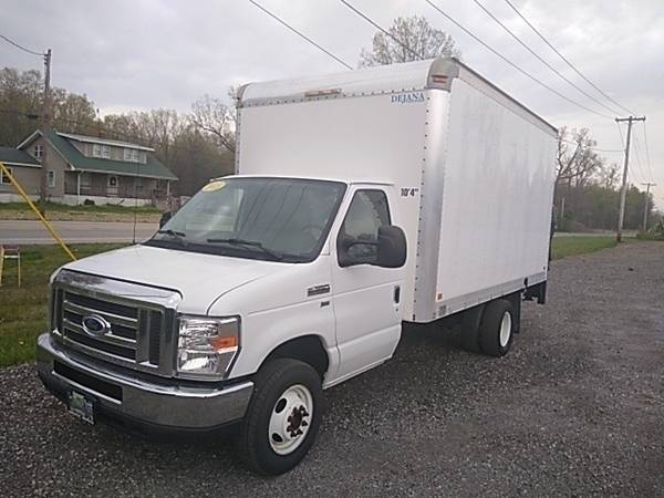 2015 Ford E-Series Cutaway E350 Chassis Van 176 DRW for sale in Swanton, OH – photo 3