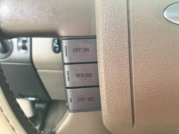 2006 Ford F-150 F150 F 150 King Ranch 4dr SuperCrew Styleside 5 5 for sale in Louisville, KY – photo 17