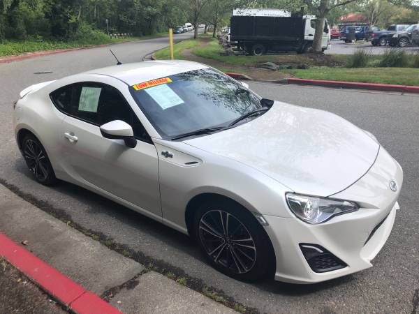 2013 Scion FR-S FRS Coupe --Low Miles, Clean title, 6speed-- for sale in Kirkland, WA – photo 3