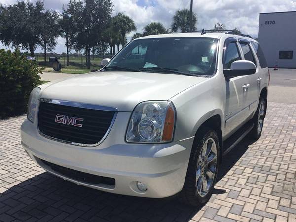 2012 GMC Yukon SLT - Lowest Miles / Cleanest Cars In FL - cars &... for sale in Fort Myers, FL – photo 2