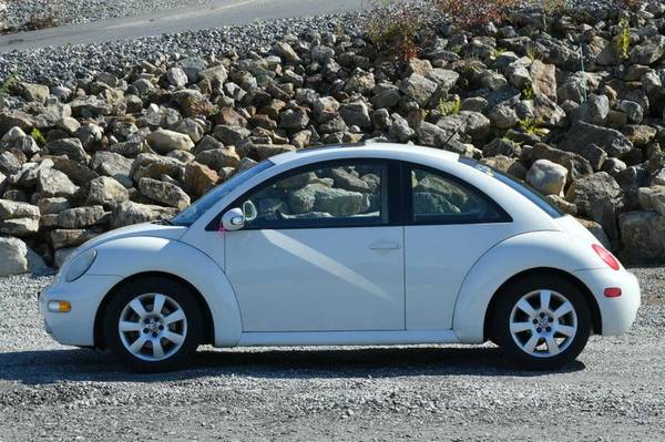 2003 *Volkswagen* *New* *Beetle* *GLX* - cars & trucks - by dealer -... for sale in Naugatuck, CT – photo 2