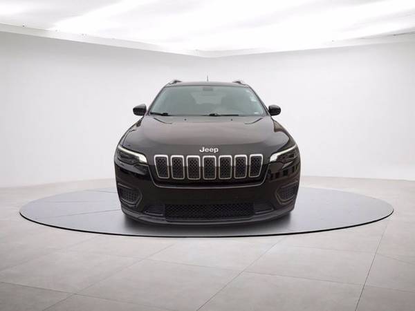 2020 Jeep Cherokee Latitude - - by dealer - vehicle for sale in Wilmington, NC – photo 3