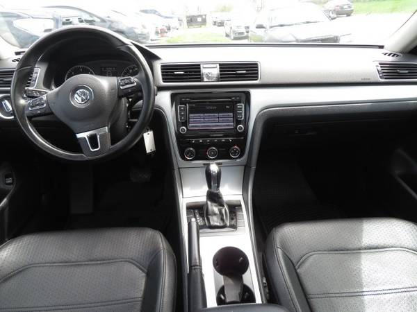 2013 Volkswagen Passat 4dr Sdn 2 0L DSG TDI SE w/Sunroof 50, 000 for sale in Waterloo, IA – photo 7