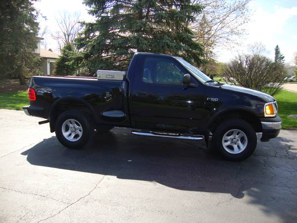 2004 Ford F150 4X4 Heritage Flareside (1 Owner/Low Miles) - cars & for sale in Northbrook, WI – photo 2
